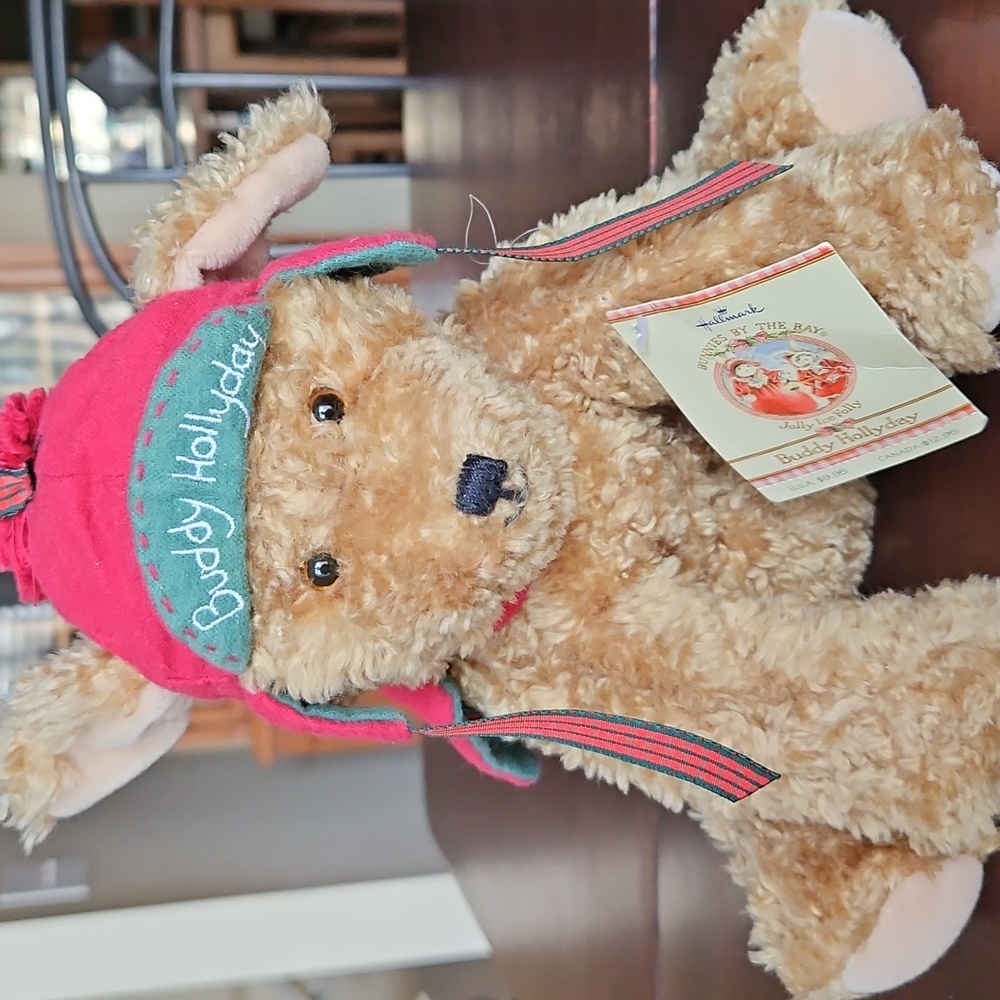 Buddy Hollyday Smiling Vintage Hallmark Collectible Bear